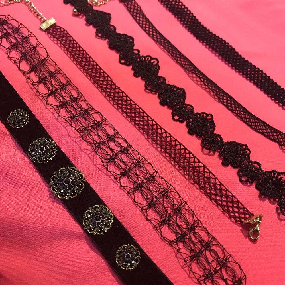 Bundle of chokers!